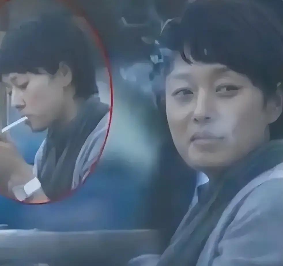 女明星抽烟原因_女明星吸烟斗_刘亦菲抽烟真实状态